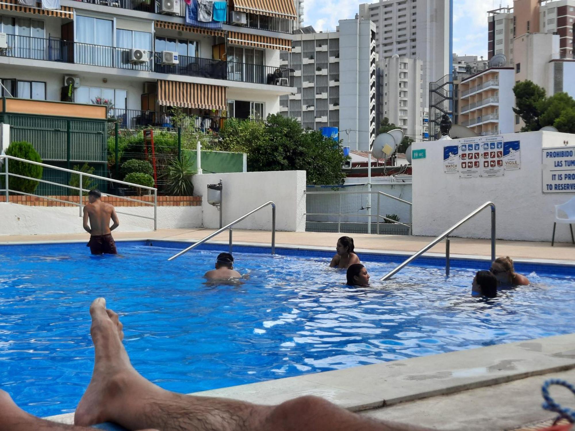 Happy Loix Wifi Aa Garage Piscina Benidorm Exterior foto